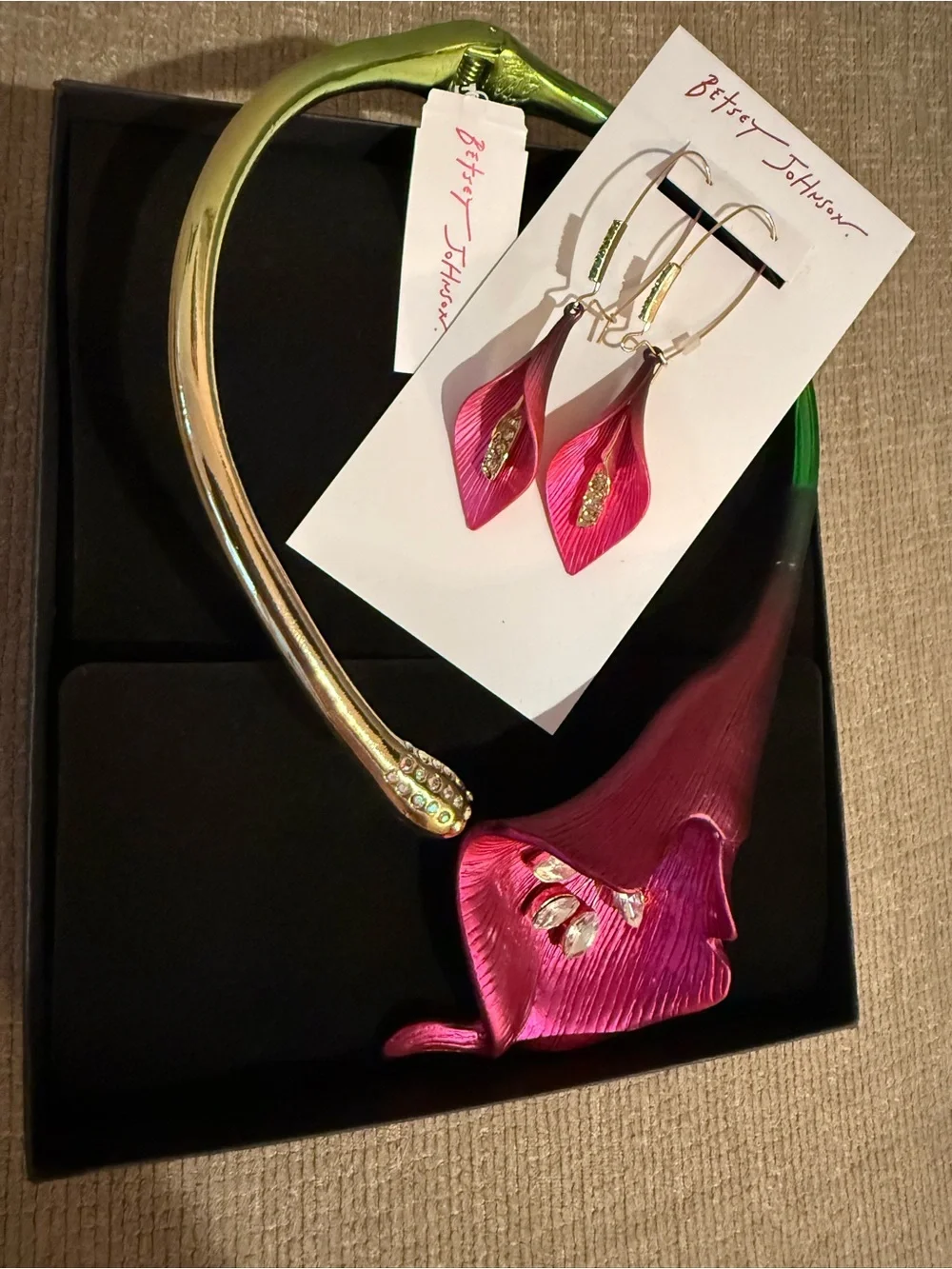 Betsey Johnson Calla Lily Necklace and Earrings Set